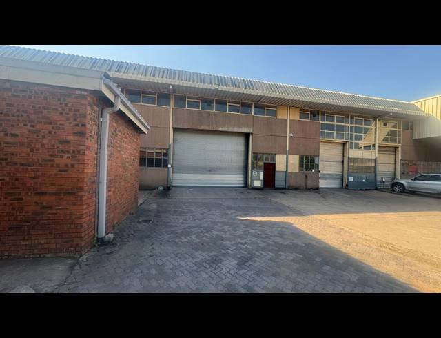 2,737M² WAREHOUSE TO LET IN HERMANSTAD